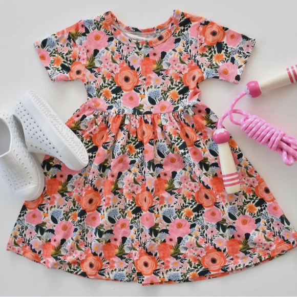 Spring and Summer Girls Bamboo Twirl Dress - Picture 2 of 3